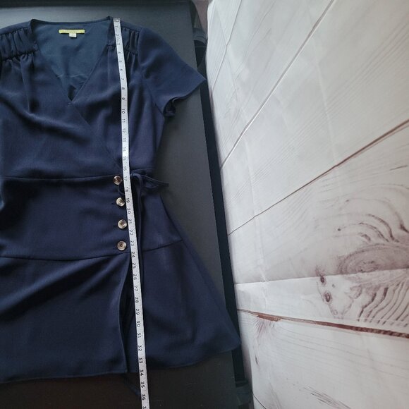 Gianni Bini V-Neck, Short Sleeve, Navy Blue, Tie Waist, Wrap Mini Dress, Sz 8, - Picture 7 of 7